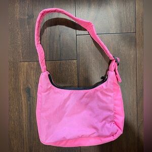 BAGGU mini nylon shoulder bag :) Azalea pink!
